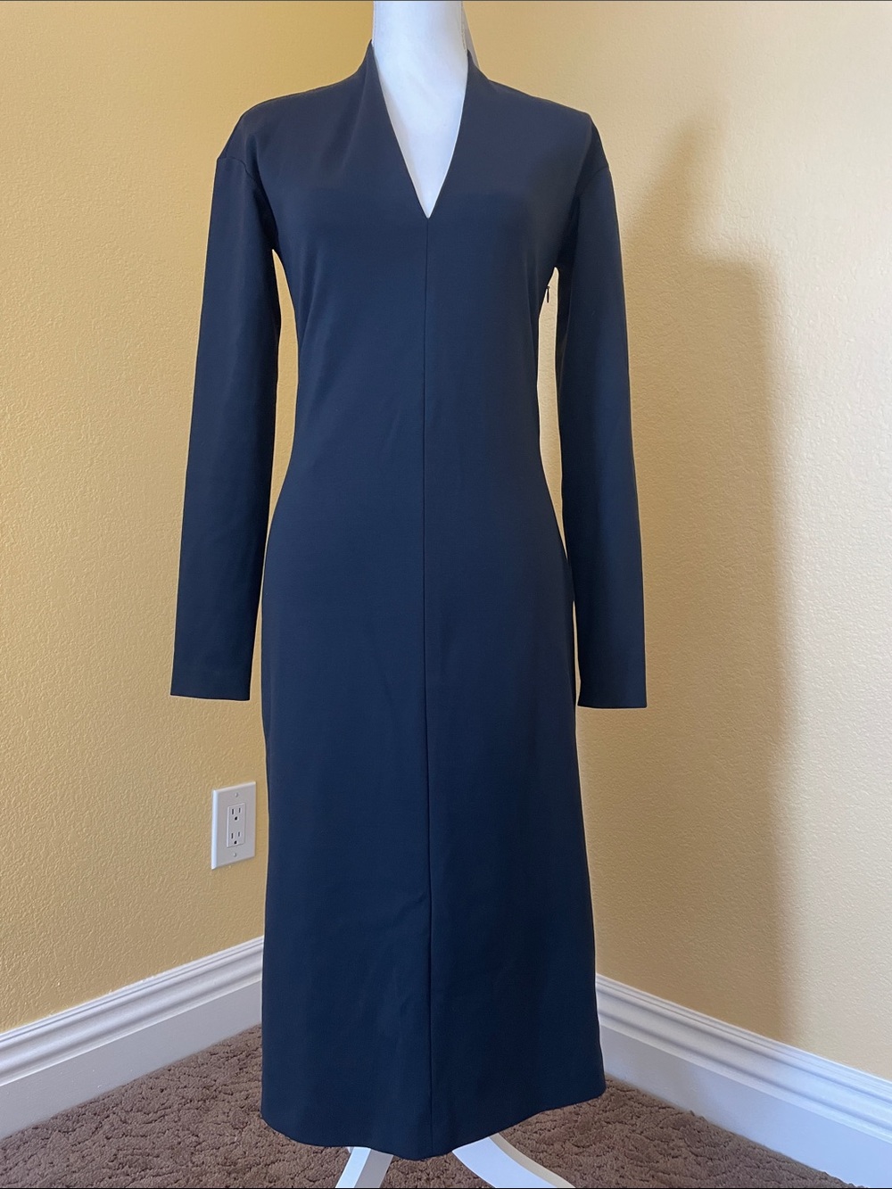 Jil Sander Dark Navy Black  Minimalist V-Neck Long Sleeve Dres. EU 34
